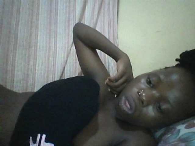 Live sex webcam photo for Tinnysweet #277307126