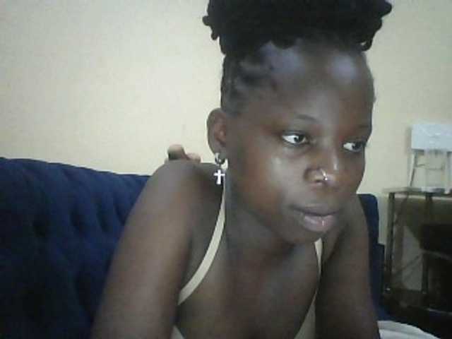 Live sex webcam photo for Tinnysweet #277321847