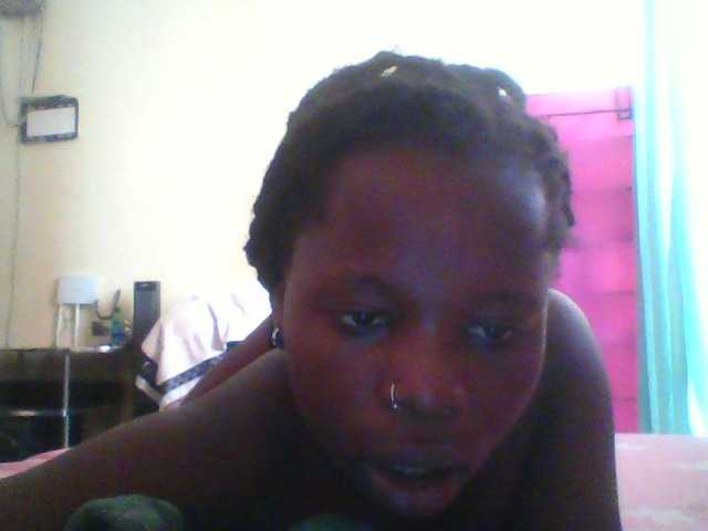 Live sex webcam photo for Tinnysweet #277522374