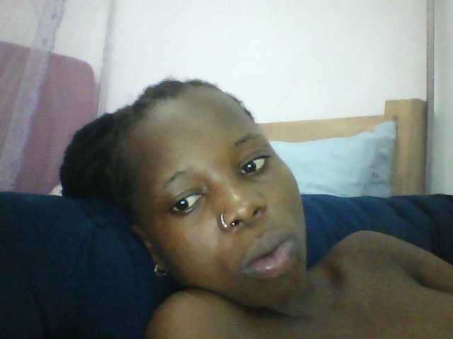 Live sex webcam photo for Tinnysweet #277634463