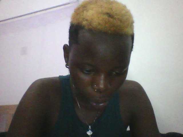 Live sex webcam photo for Tinnysweet #278083930