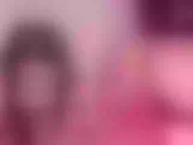 Live sex webcam photo for Tiny-Annie #276134402