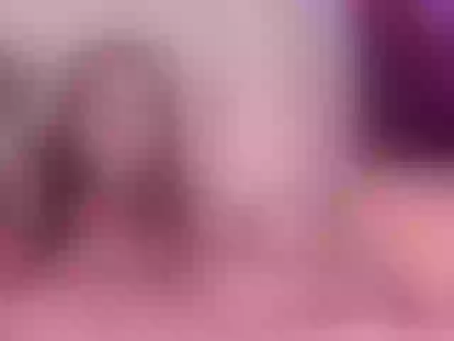 Live sex webcam photo for Tiny-Annie #276499022
