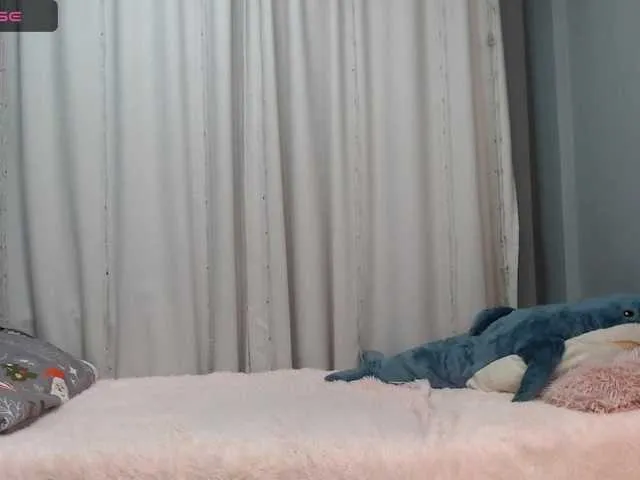 Live sex webcam photo for TinyAlove #276544133