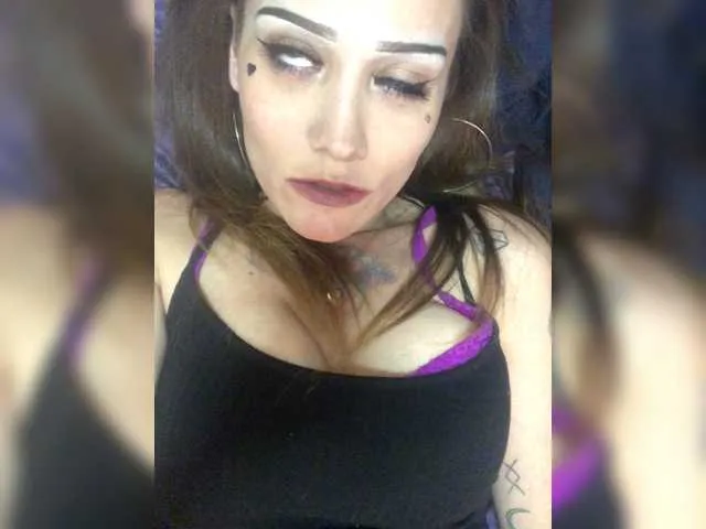 Live sex webcam photo for TinyDetails #272039217