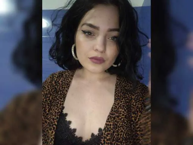 Live sex webcam photo for TinyDia #277288106