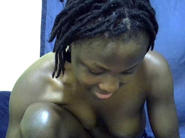 Live sex webcam photo for Tiyana47 #290346282