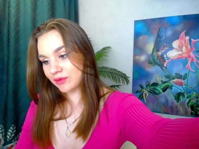 Live sex webcam photo for ToBeLoveda #275547770