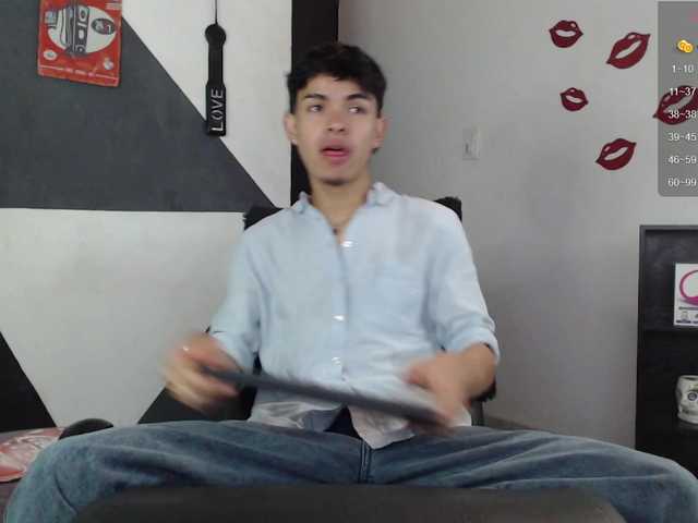 Live sex webcam photo for Tobbyhot #278262892