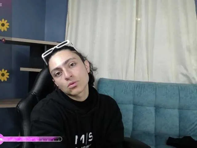 Live sex webcam photo for Toji-- #277282607