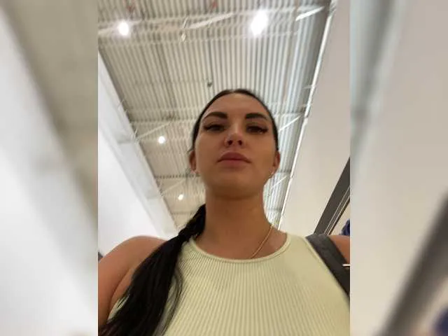 Live sex webcam photo for TokionaJoe #272894855