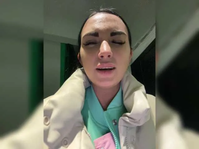 Live sex webcam photo for TokionaJoe #272992073