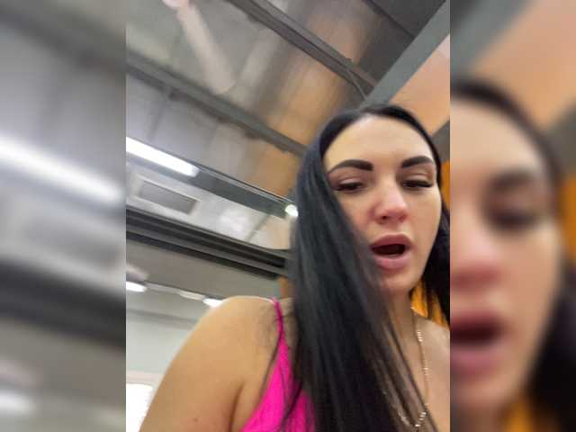 Live sex webcam photo for TokionaJoe #274894187