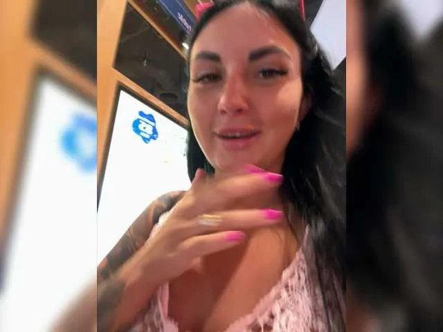 Live sex webcam photo for TokionaJoe #277277550