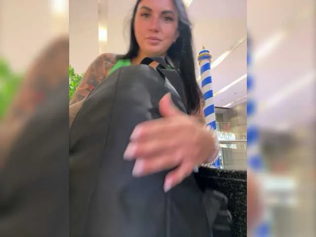 Live sex webcam photo for TokionaJoe #277443095