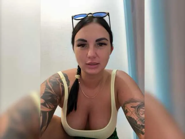 Live sex webcam photo for TokionaJoe #278140834