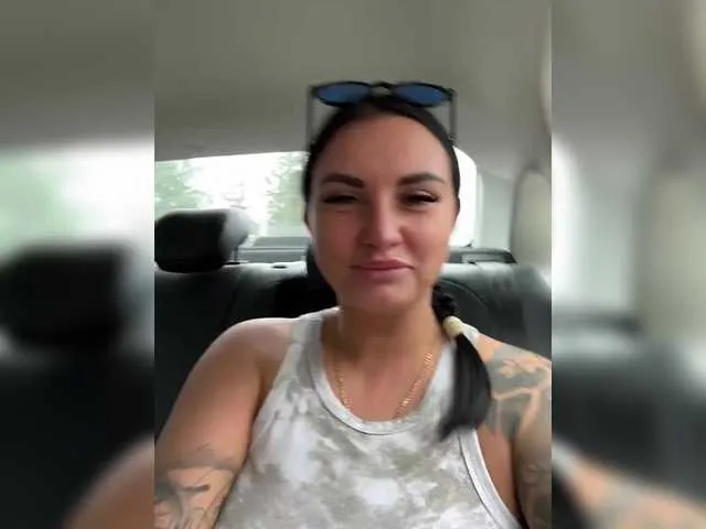 Live sex webcam photo for TokionaJoe #289579604