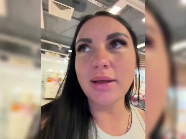 Live sex webcam photo for TokionaJoe #290466455