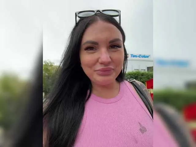 Live sex webcam photo for TokionaJoe #291676287