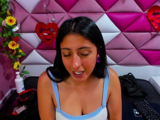 Live sex webcam photo for Tokkio777 #290956575