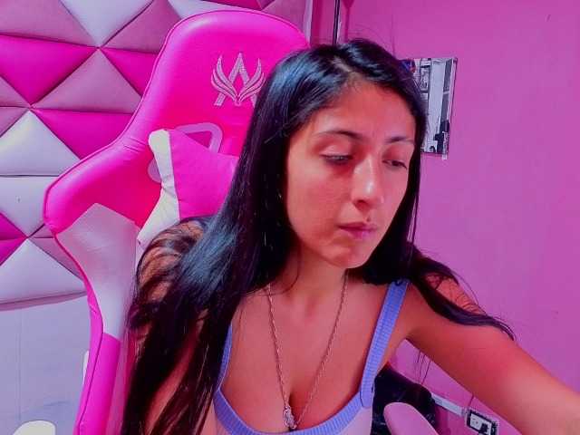 Live sex webcam photo for Tokkio777 #291999205