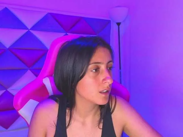 Live sex webcam photo for Tokkio777 #292392689