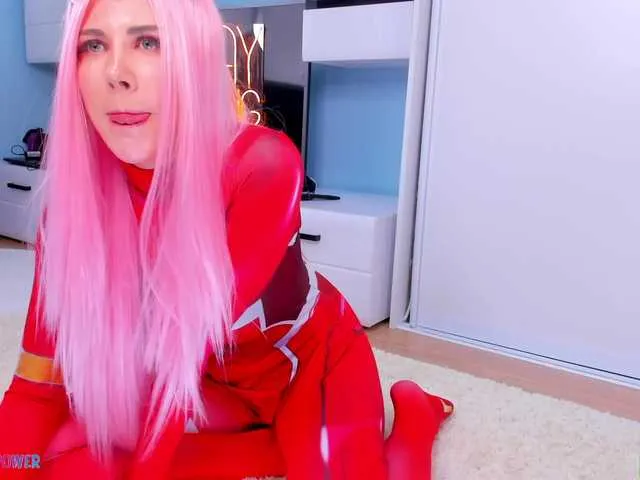 Live sex webcam photo for TokyoCat #273326571