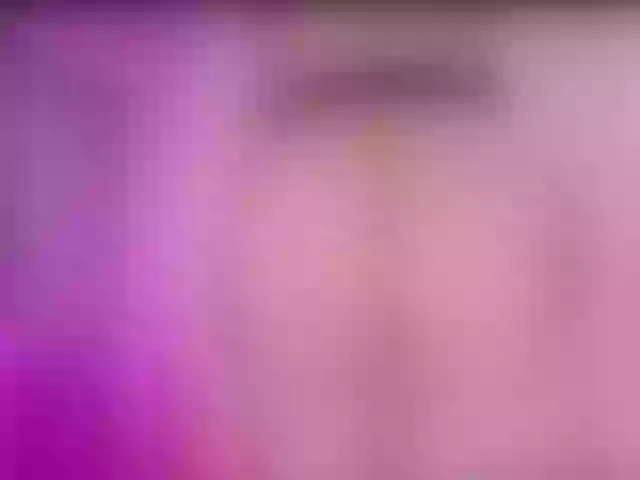 Live sex webcam photo for TokyoCat #275632438