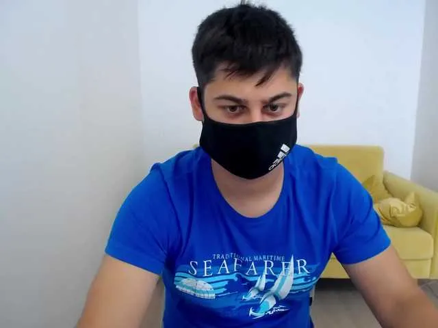Live sex webcam photo for TomGuys #288037742