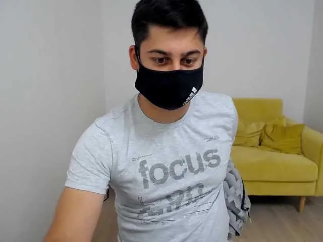 Live sex webcam photo for TomGuys #288037744