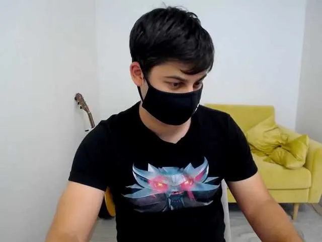 Live sex webcam photo for TomGuys #288037811