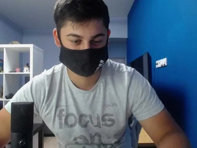 Live sex webcam photo for TomGuys #288037860