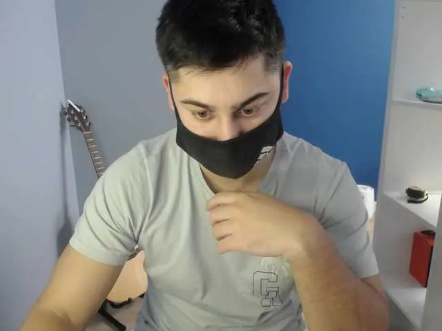 Live sex webcam photo for TomGuys #288037907
