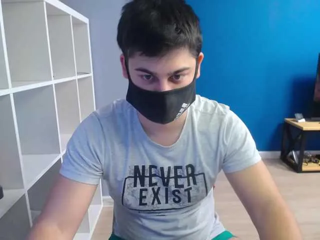 Live sex webcam photo for TomGuys #288037914