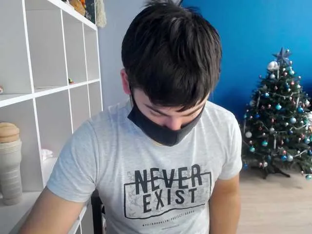 Live sex webcam photo for TomGuys #290271834