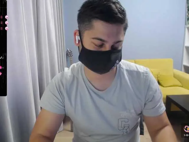 Live sex webcam photo for TomGuys #291083302