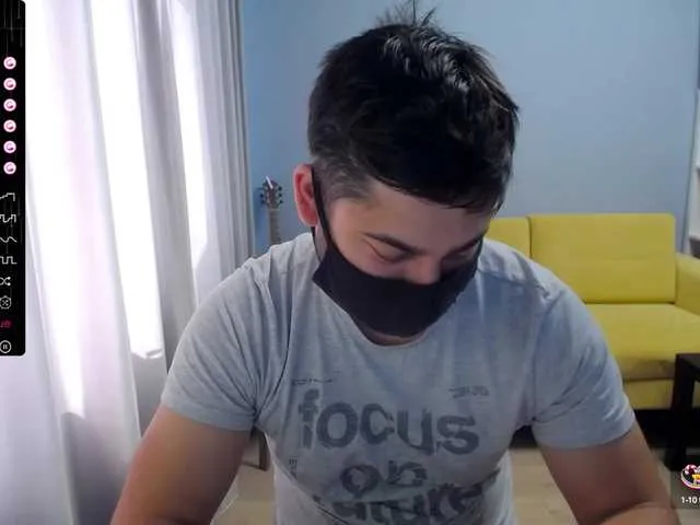 Live sex webcam photo for TomGuys #291172332