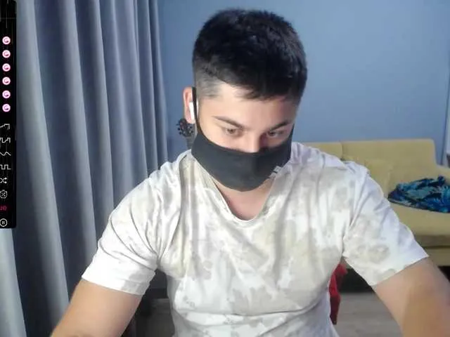 Live sex webcam photo for TomGuys #291489035