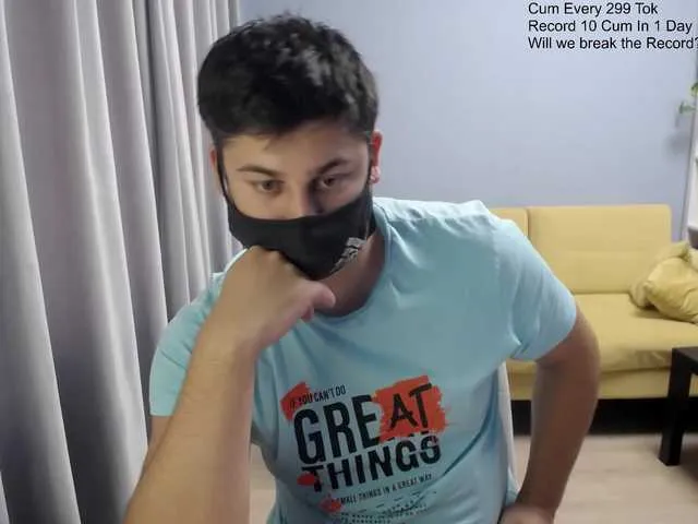 Live sex webcam photo for TomGuys #291744137