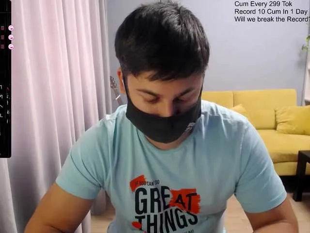 Live sex webcam photo for TomGuys #291751539