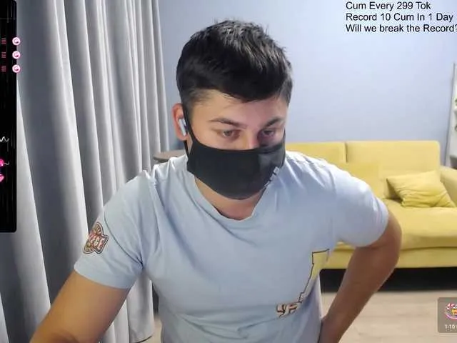 Live sex webcam photo for TomGuys #292119315