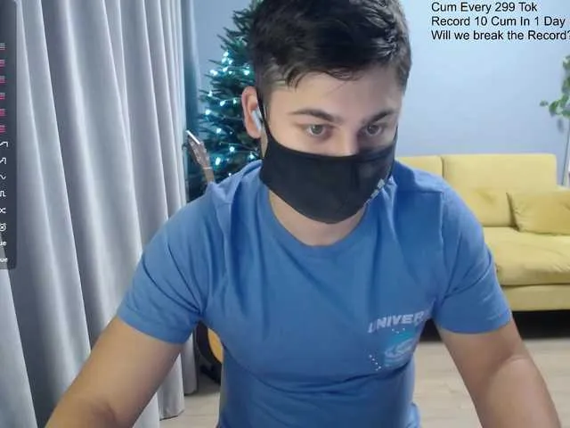 Live sex webcam photo for TomGuys #292422287