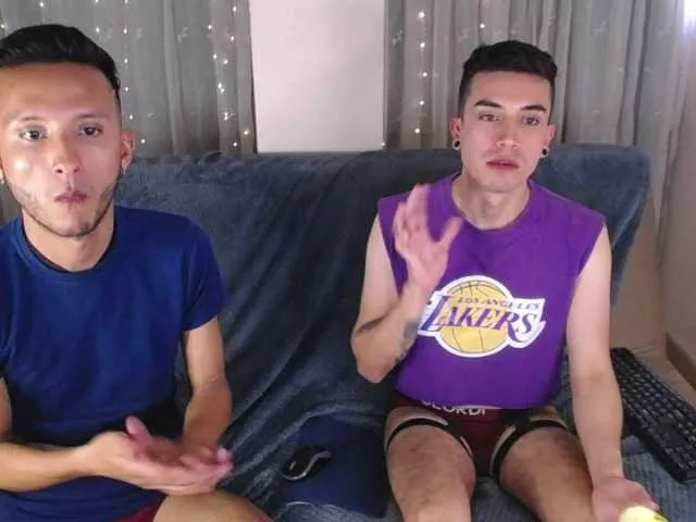 Live sex webcam photo for TomandDominik #274200334