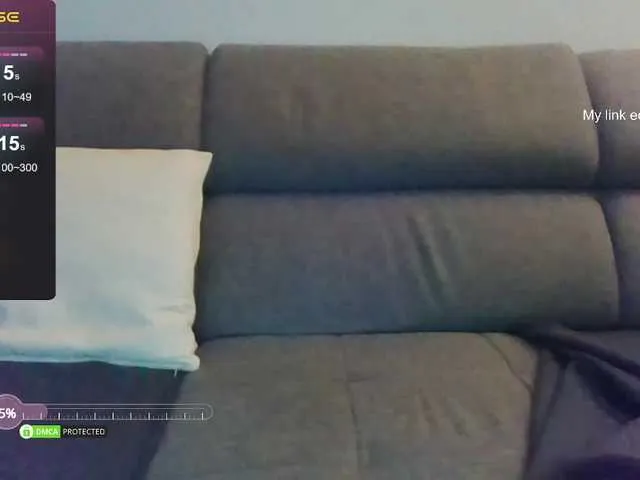 Live sex webcam photo for Tomhardic #278211843