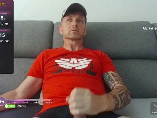 Live sex webcam photo for Tomhardic #278229363