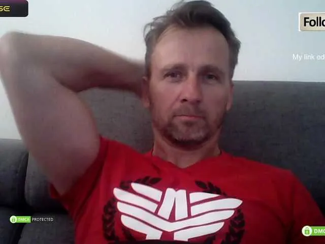 Live sex webcam photo for Tomhardic #278301178