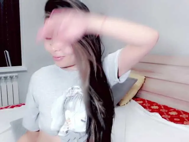 Live sex webcam photo for TomiLun #276188841
