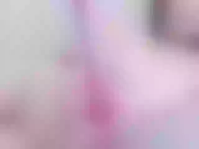 Live sex webcam photo for TomiLun #276296299