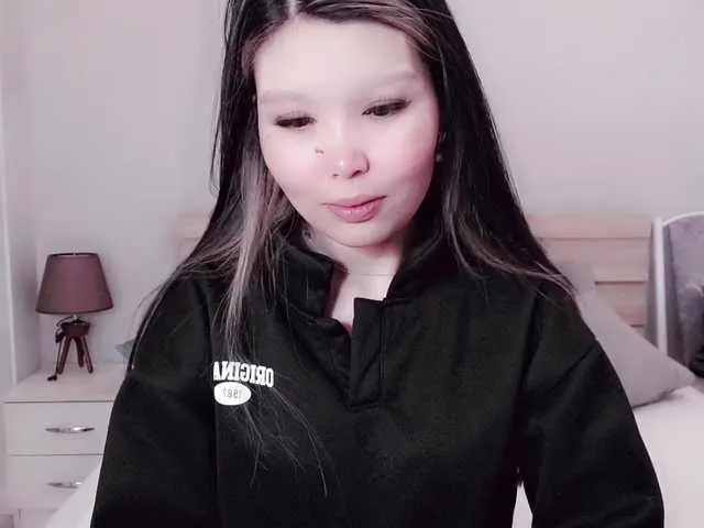 Live sex webcam photo for TomiLun #276566014