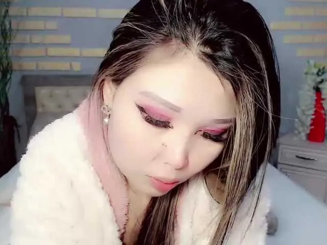 Live sex webcam photo for TomiLun #276729009